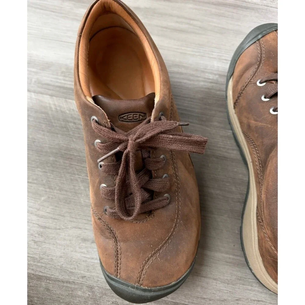 KEEN Presidio II Women Size 8 Brown Leather Lace Up Walking Hiking Shoes Comfort